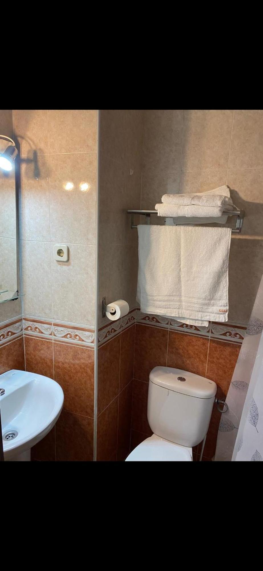 Pension Conchita II Madrid Exterior photo